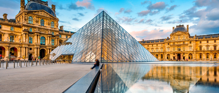 Photo of Louvre Museum