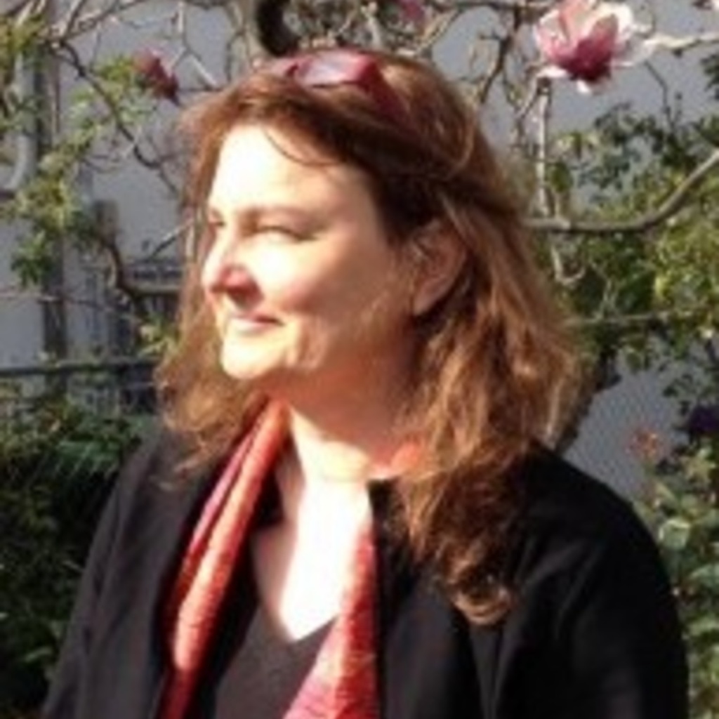 Potrait of Elke Heckner