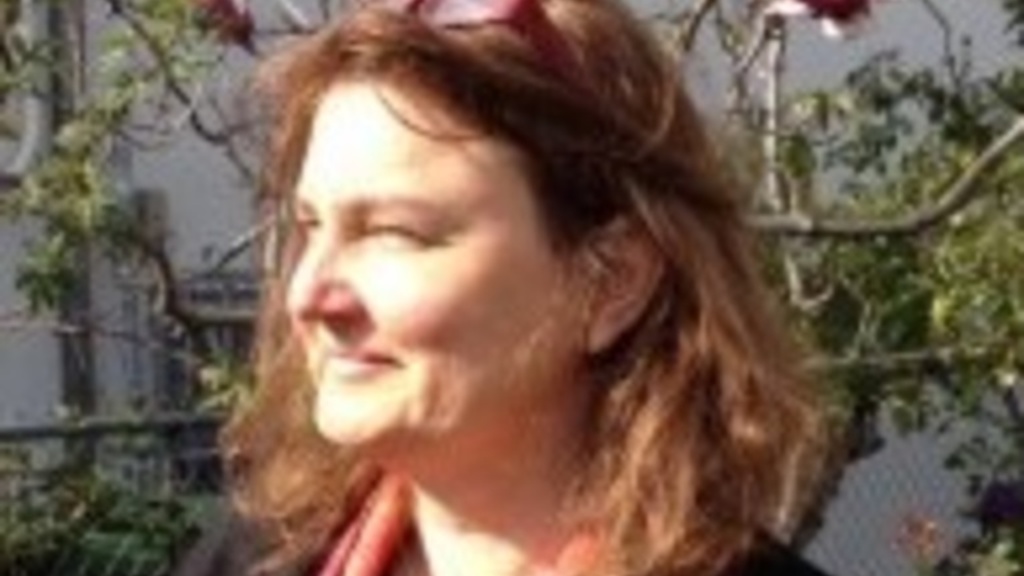 Professor Elke Heckner